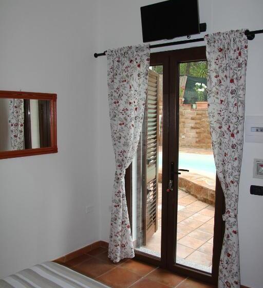 חדר סטנדרט עם מיטת קינג, Almà