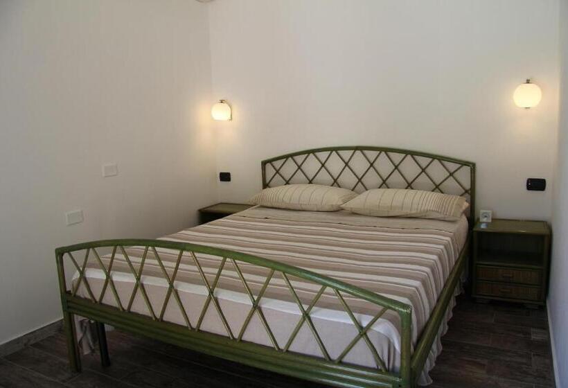 חדר סטנדרט עם מיטת קינג, Almà