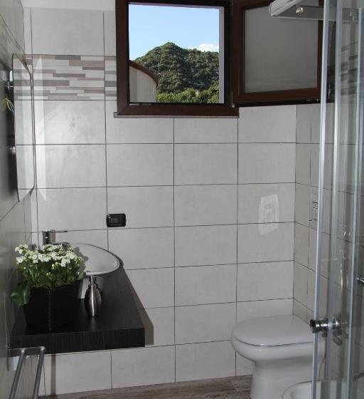 חדר סטנדרט עם מיטת קינג, Almà