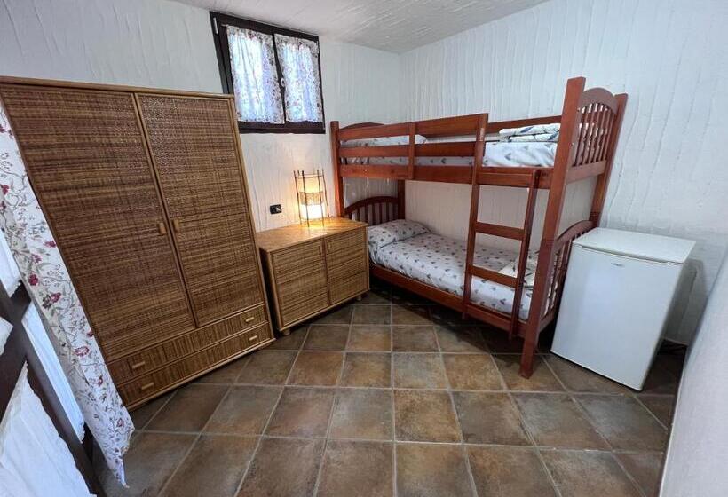 חדר סטנדרט לארבעה, Almà