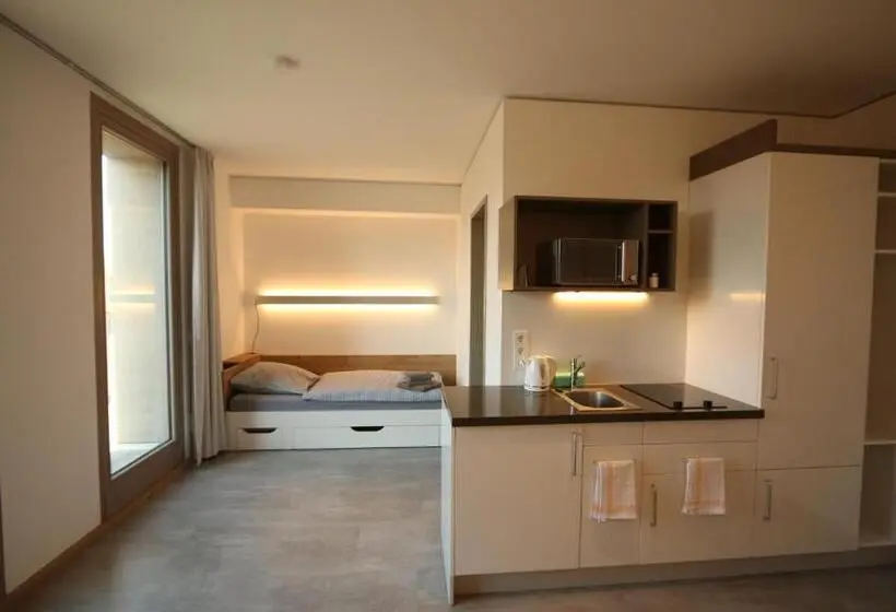 ２ベッドルームアパートメント, Campus Apartments