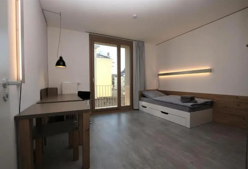 バルコニー付きスタンダードステューディオ, Campus Apartments