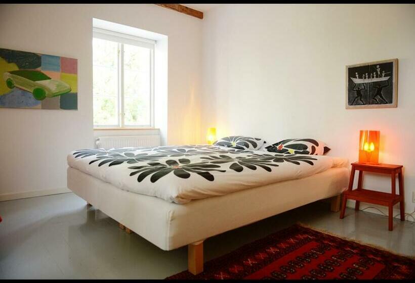 带共用浴室的标准房间, Stora Topphem