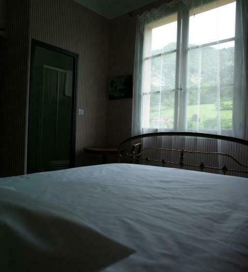 غرفة قياسية, Hôtel Restaurant Le Parisien