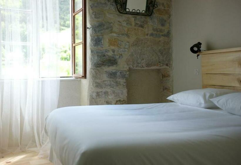 标准间, Hôtel Restaurant Le Parisien