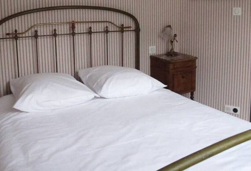 غرفة عائلية, Hôtel Restaurant Le Parisien