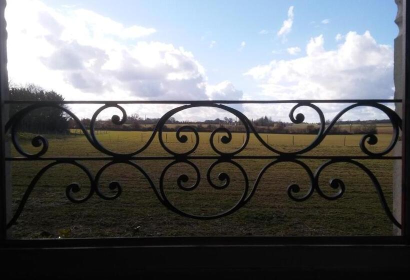 Дом 3 Спальни, Manoir De Vilaines