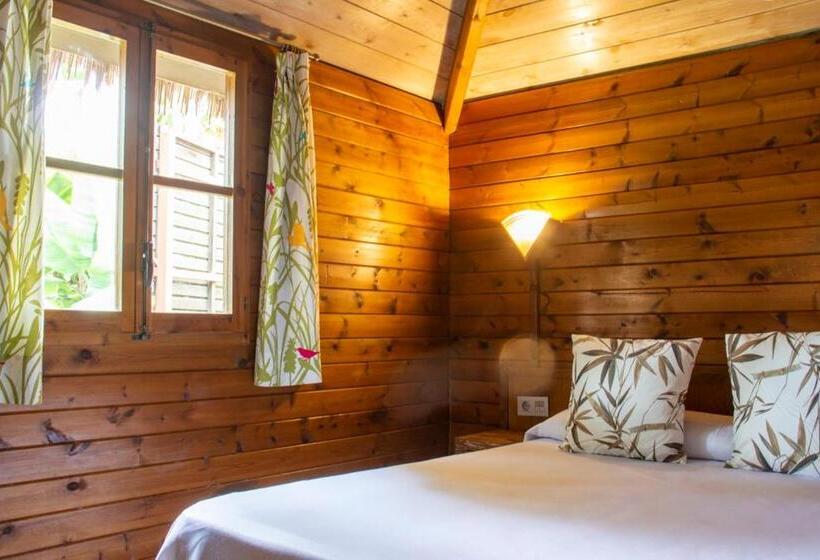 ガーデンビューのスタンダードバンガロー, Camping & Resort Sangulí Salou