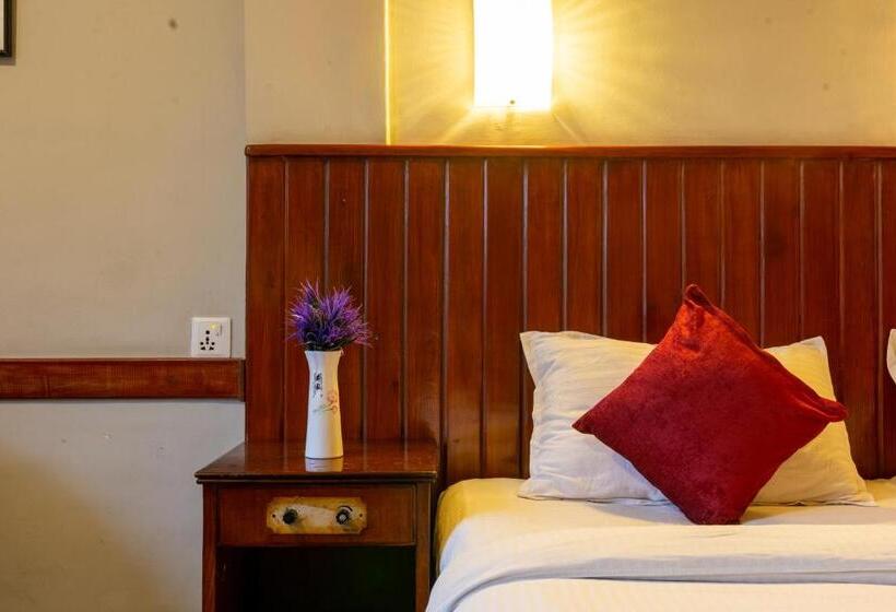 اتاق لوکس, Mystic Homes