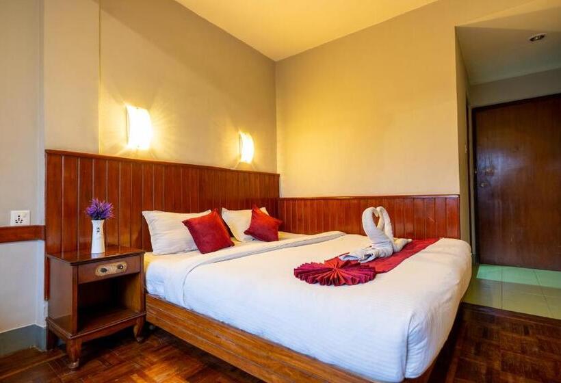 اتاق استاندارد, Mystic Homes