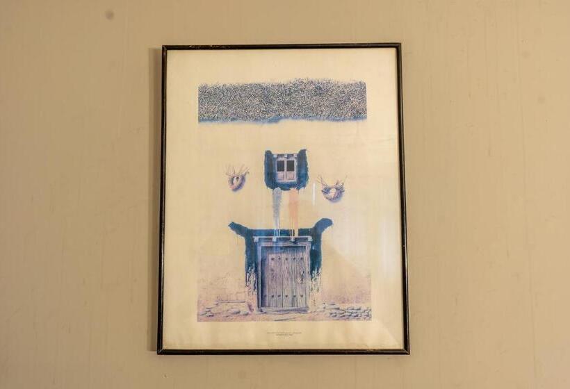 سوییت لوکس, Mystic Homes