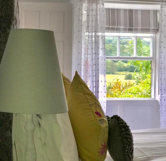 ガーデンビュースイート, Old School House