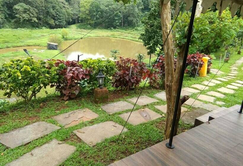 Deluxe Tent, Three Hills Coorg