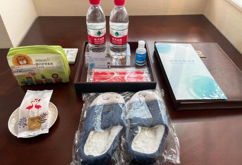 Президентский Люкс, China Mayors Plaza Free Shuttle Between Hotel And Exhibition Center & Exhibitor Registration Count