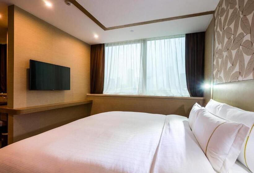 Президентский Люкс, China Mayors Plaza Free Shuttle Between Hotel And Exhibition Center & Exhibitor Registration Count