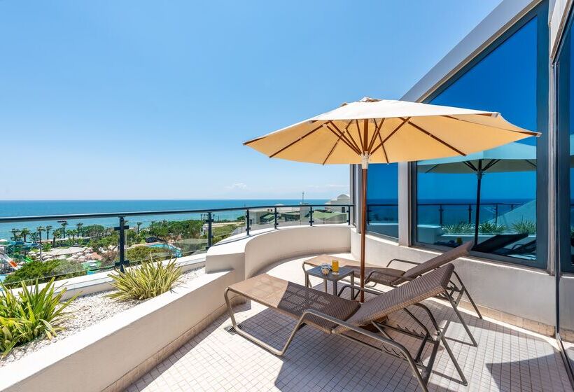 סוויטה דלוקס, Paloma Sencia