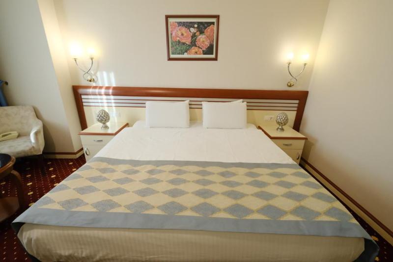 اتاق استاندارد, Akar International