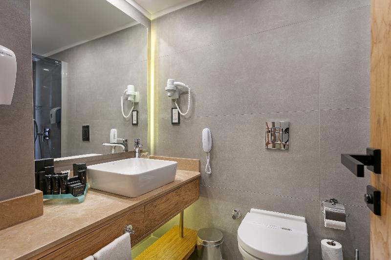 סוויטה עם טרסה, Dobedan World Palace