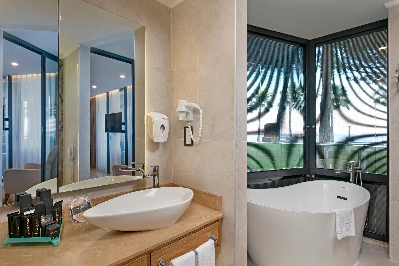 סוויטה עם טרסה, Dobedan World Palace