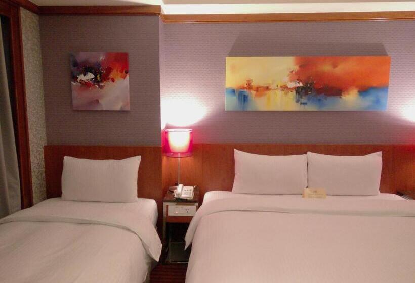 デラックストリプルルーム, Beauty Hotels Taipei   Hotel Bchic