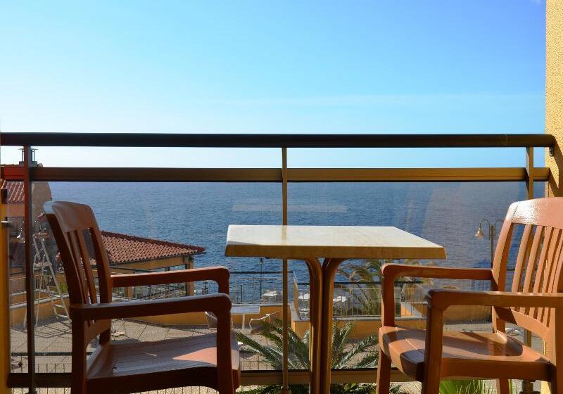 스탠다드 스튜디오 바다 전망, Cais Da Oliveira