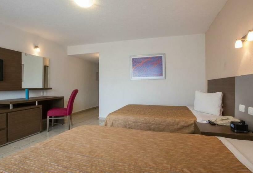 스탠다드 룸 가든 전망, Crown Paradise Club All Inclusive