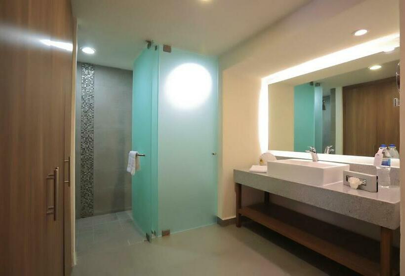 스탠다드 룸 가든 전망, Crown Paradise Club All Inclusive