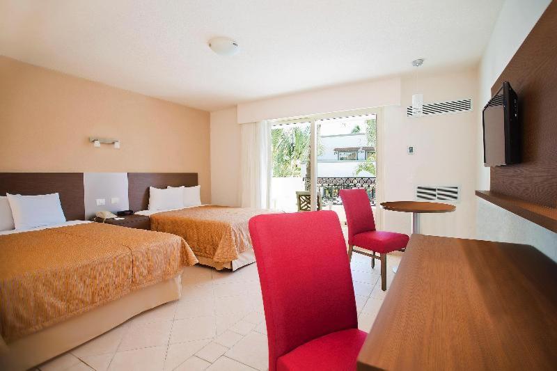 스탠다드 룸, Crown Paradise Club All Inclusive