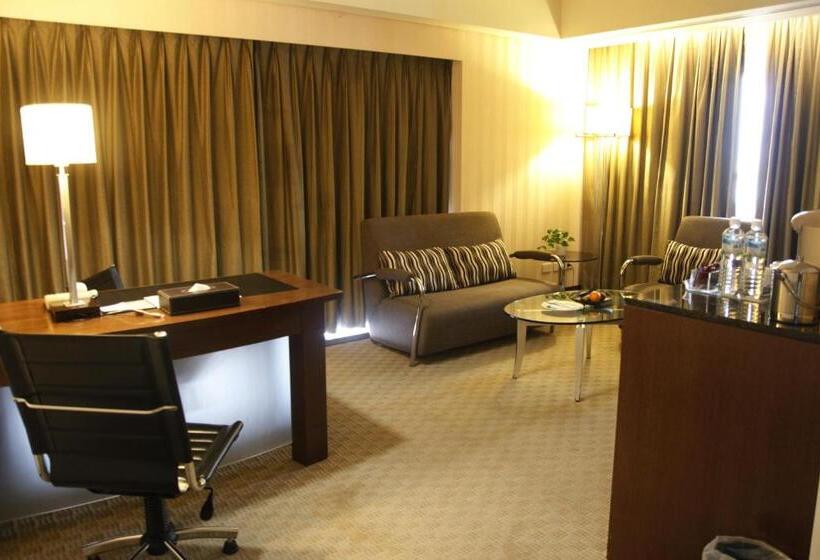 سوییت سوپریور, Evergreen Plaza Hotel Tainan