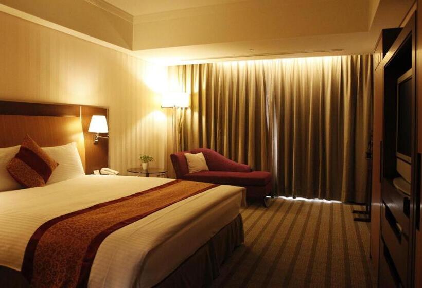 سوییت خانوادگی, Evergreen Plaza Hotel Tainan