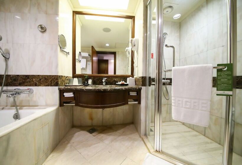 اتاق خانوادگی, Evergreen Plaza Hotel Tainan