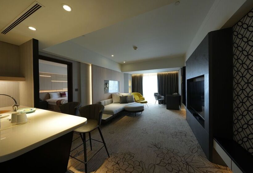 سوئیت رویال, Evergreen Plaza Hotel Tainan