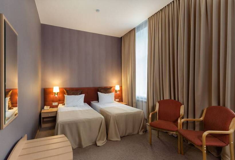 标准间, Fifth Corner