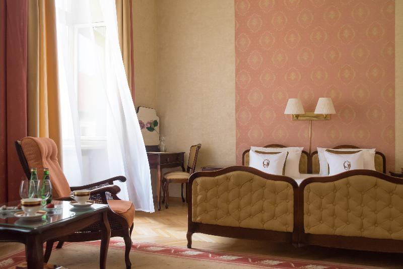 デラックスルーム, Grand