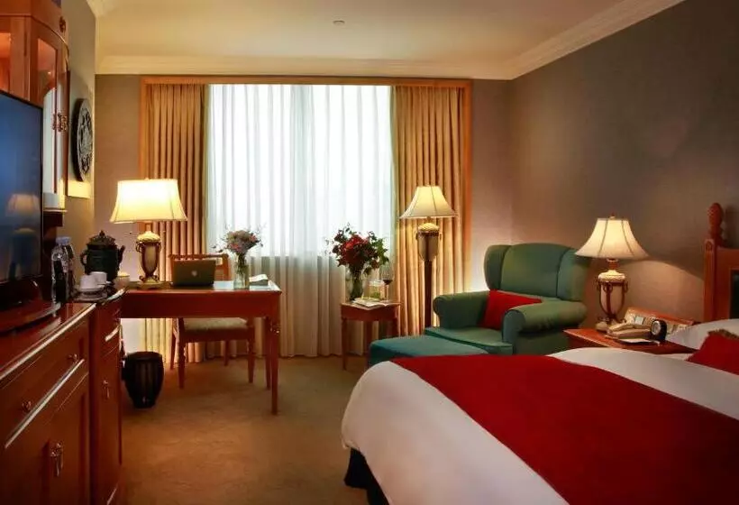 Executive Room King Size Bed, Grand Noble Hotel Dongguan
