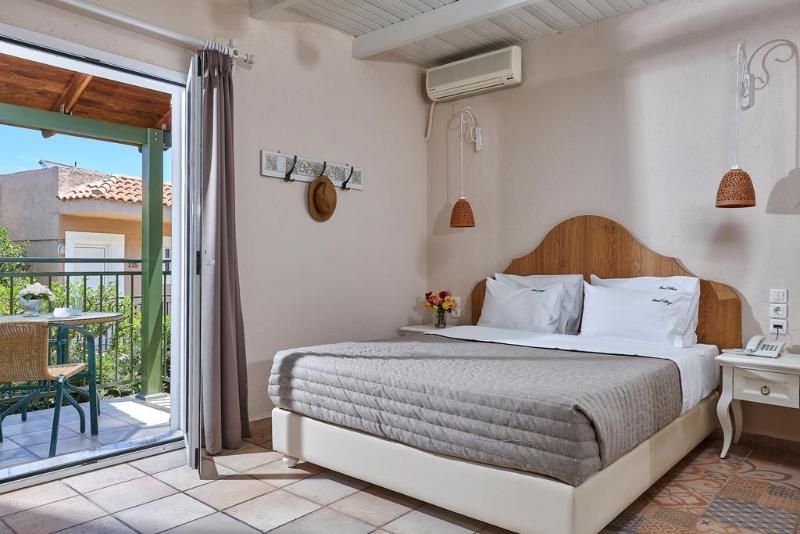 プレミアムスタジオ, Marni Village