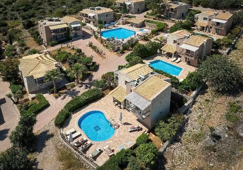 سوییت سوپریور, Marni Village