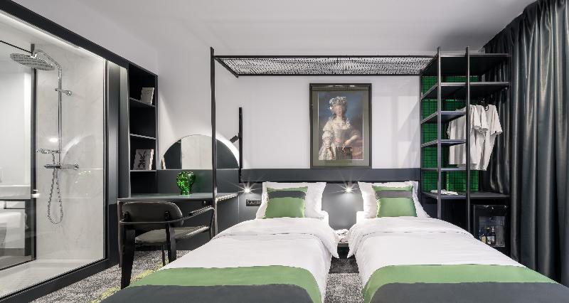 スーペリアースイート, Marni Village