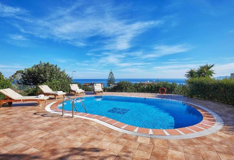 プール付3ベッドルーム ビラ, Marni Village