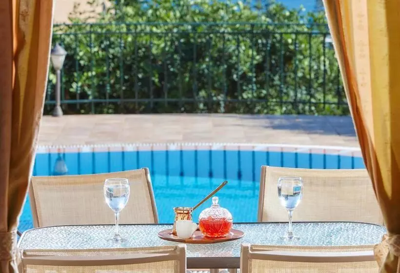 ویلای 3 خوابه با استخر, Marni Village