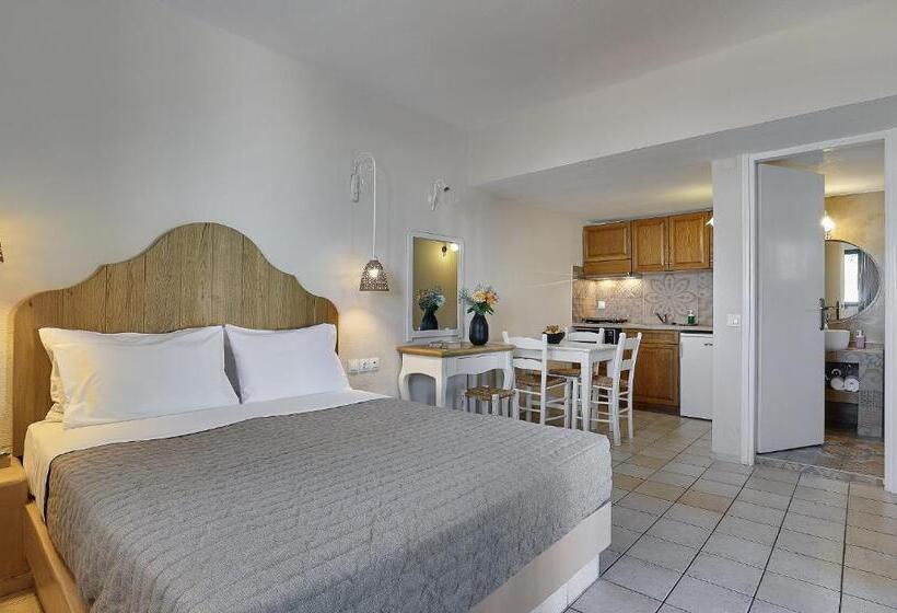 スーペリアスタジオ, Marni Village