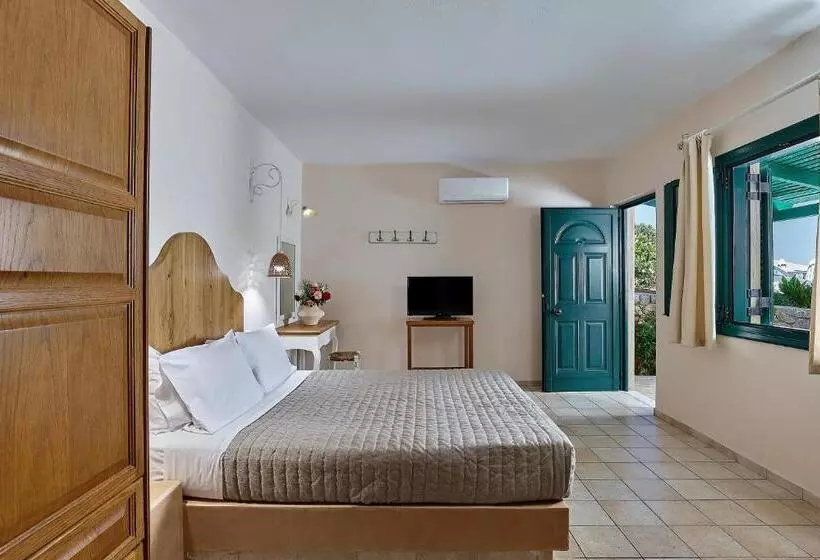 استودیوی پریمیوم, Marni Village