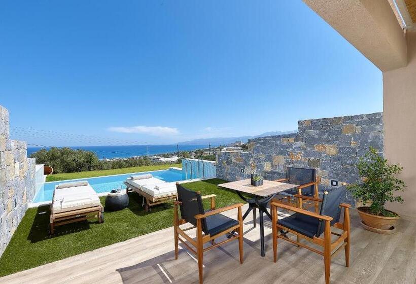 デラックスバンガロー, Marni Village