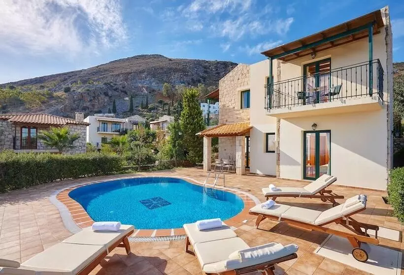 ویلای یک اتاق خوابه با استخر شنا, Marni Village