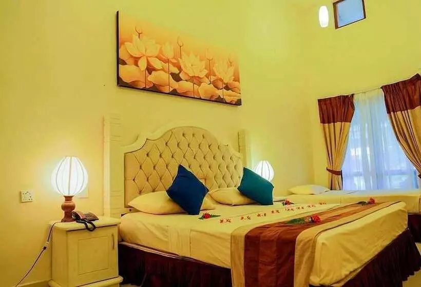 Deluxe Kolmen Hengen Huone, Miridiya Lake Resort