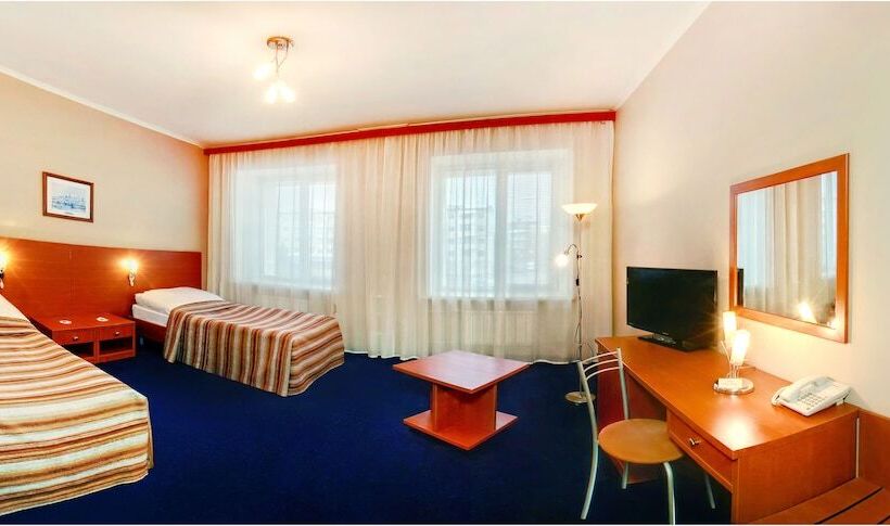 스탠다드 룸, Novinka