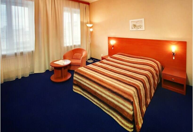 스탠다드 룸, Novinka