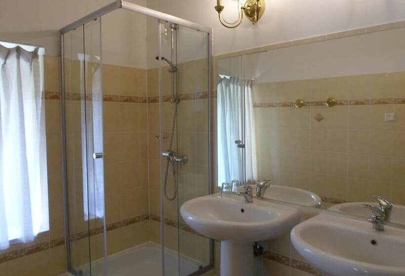 프리미엄 룸, Paszkowka Palace