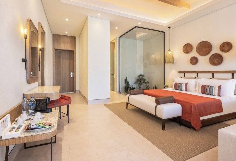 جناح, Sirene Belek