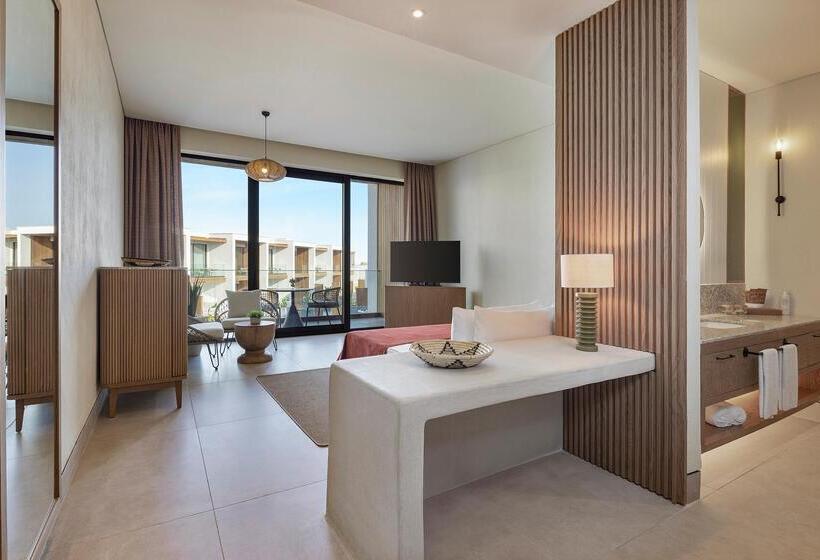 جناح, Sirene Belek